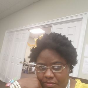 Meet your Posher, Laronda